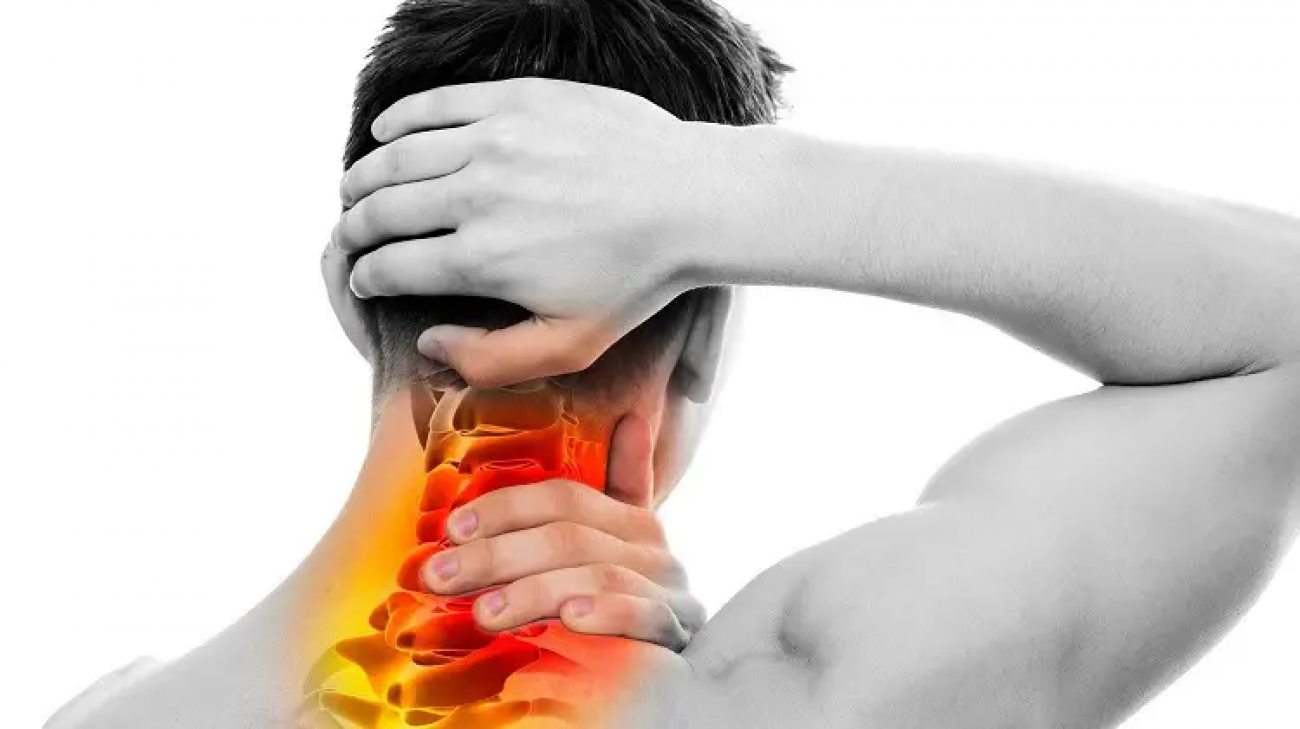 Thoái hóa đốt sống cổ thường diễn biến âm thầm